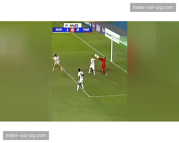 赛后争论:当值主裁对点球的判罚再次成为焦点 赛后争论:当值主裁对点球的判罚再次成为焦点