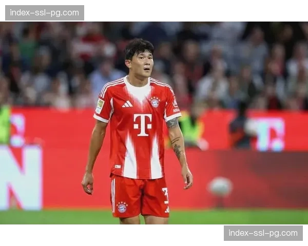 费内巴切着手引进金玟哉，今日将与拜仁中卫经纪人会面